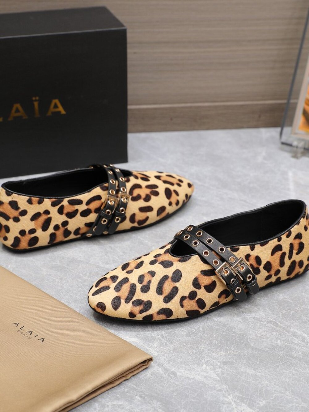 ALAÏA Leopard-Print Calf Hair Double-Buckle Mary Jane Flats - Picture 3 of 8
